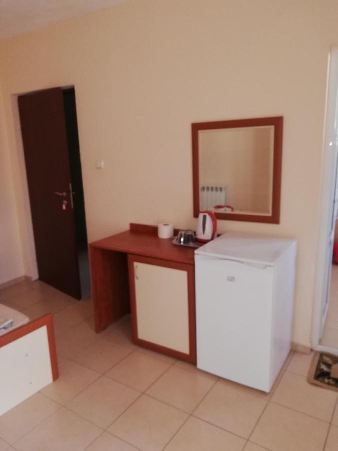 Milchevi Guesthouse Sozopol Exteriör bild