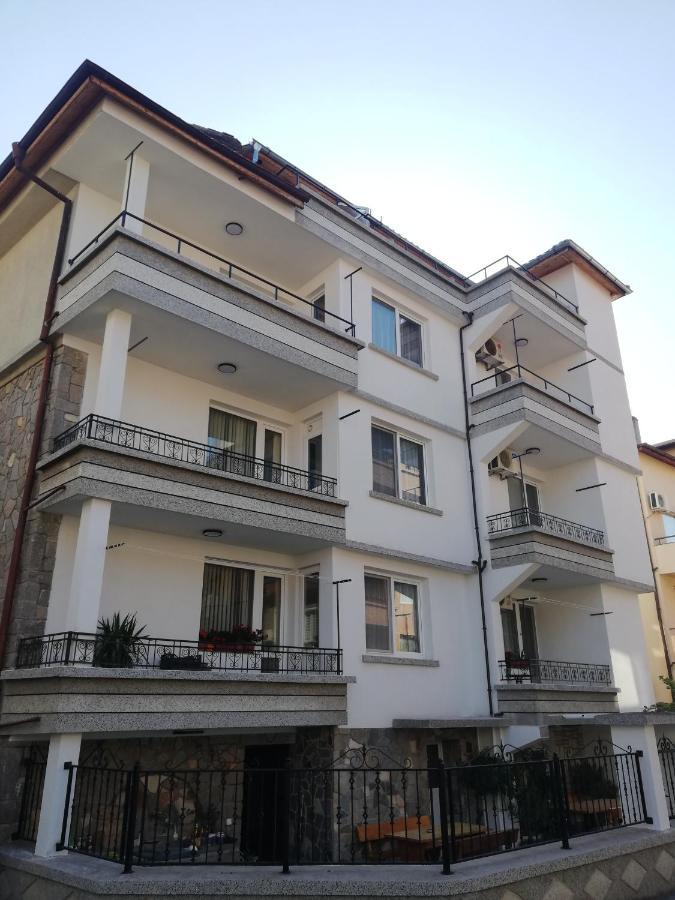 Milchevi Guesthouse Sozopol Exteriör bild