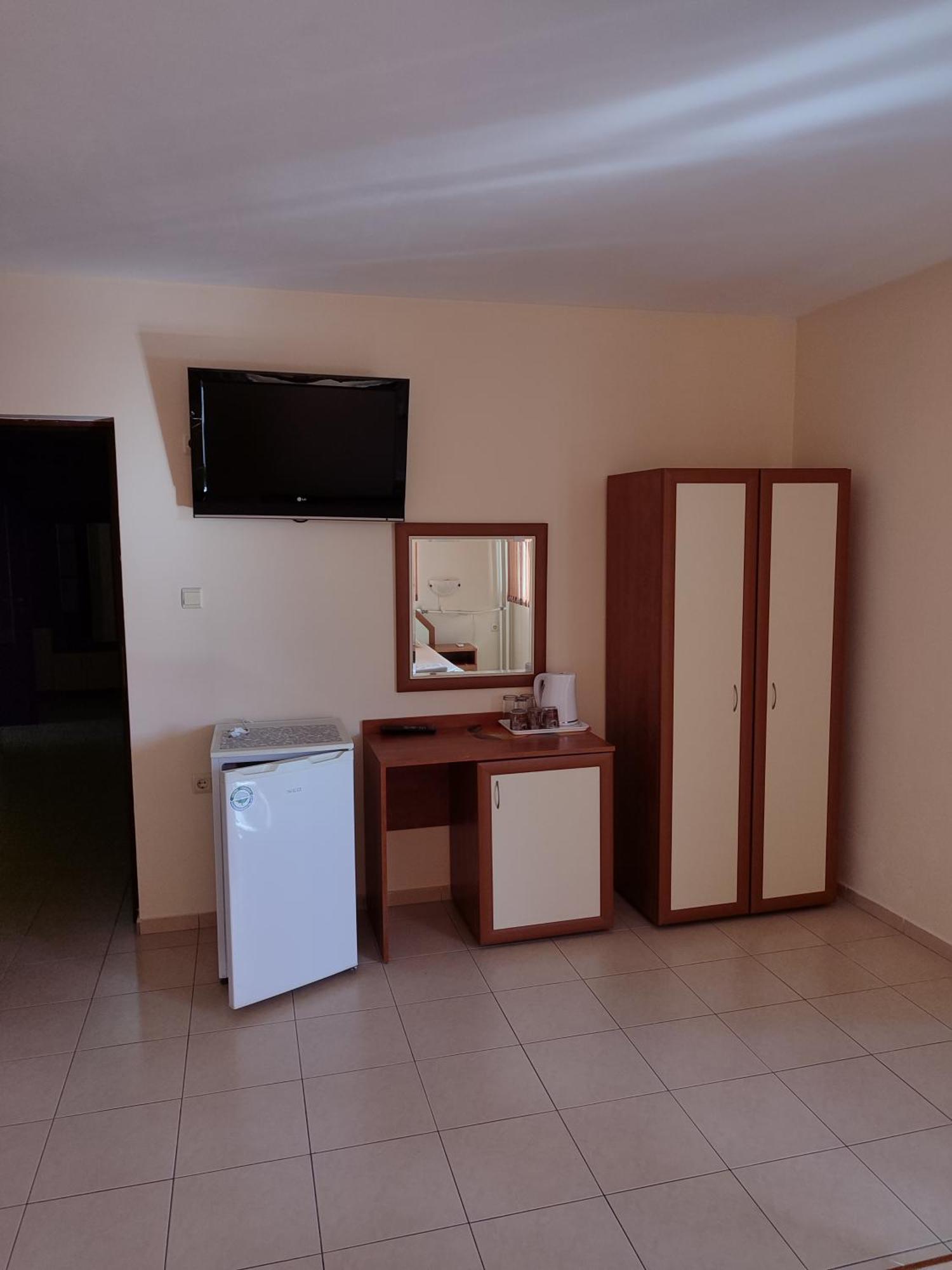 Milchevi Guesthouse Sozopol Exteriör bild