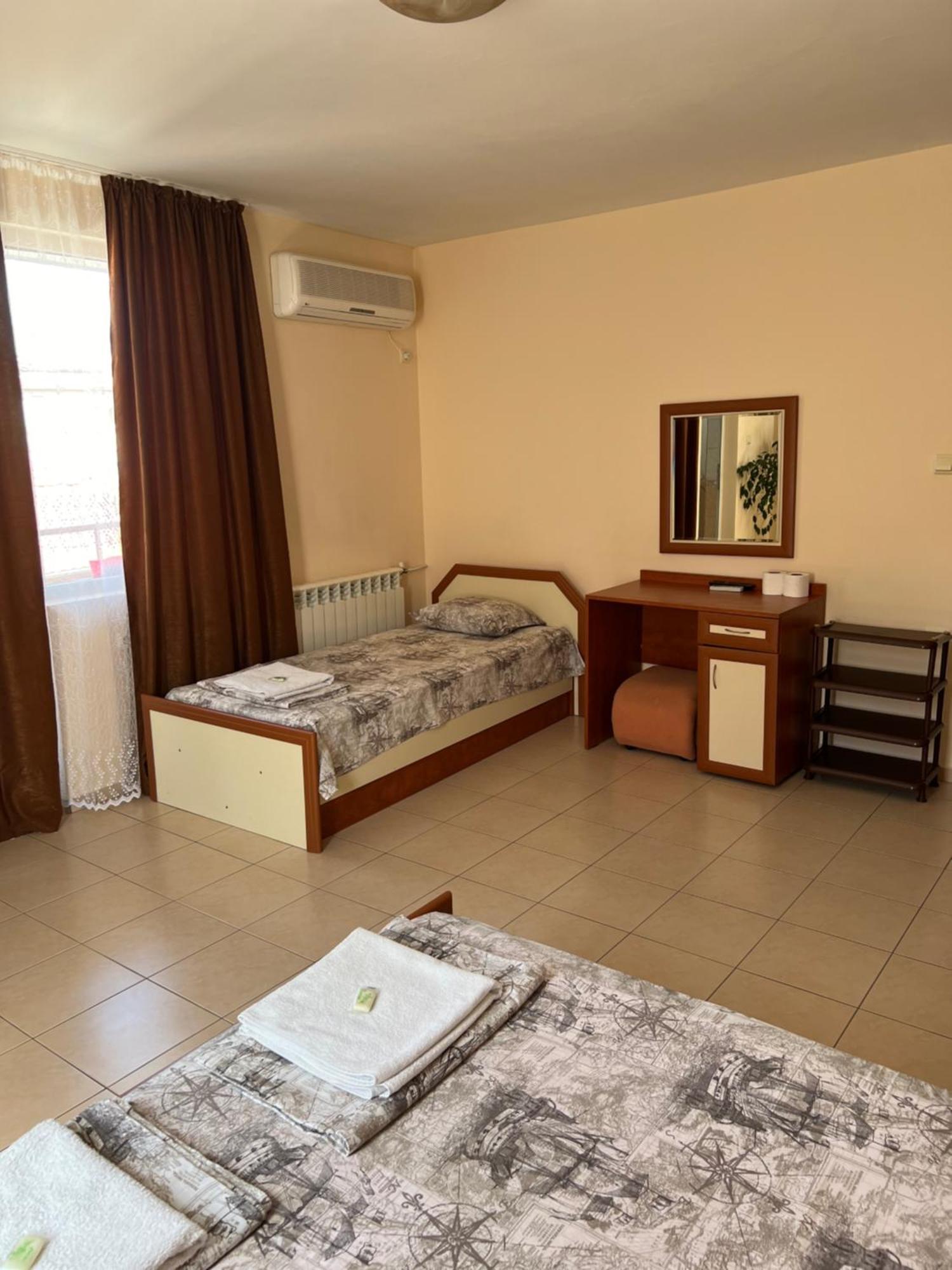 Milchevi Guesthouse Sozopol Exteriör bild