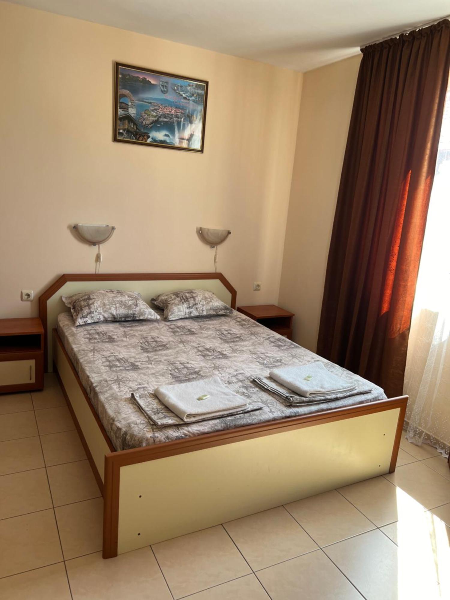Milchevi Guesthouse Sozopol Exteriör bild